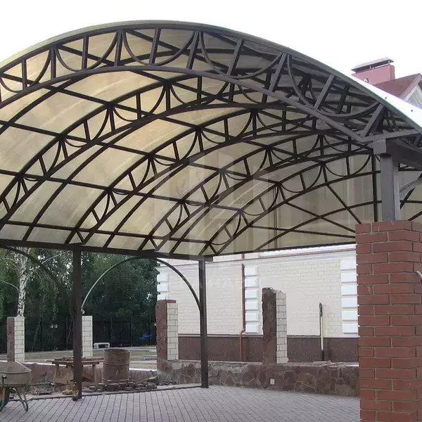 Прозрачный арочный навес для автомобиля
