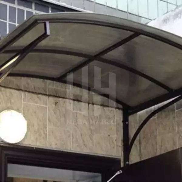 Арочный козырек с поликарбонатом