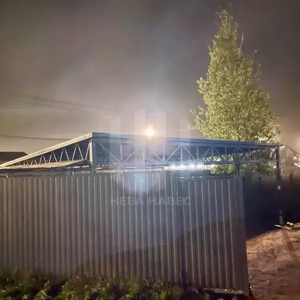 прямой навес для дома с кровлей из профнастила