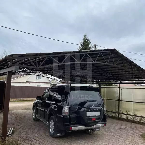 Усиленный навес для автомобиля, кровля металлочерепица