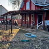примыкающий навес из сотового поликарбоната бронзового цвета