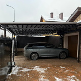автомобильный навес. примыкающий к дому